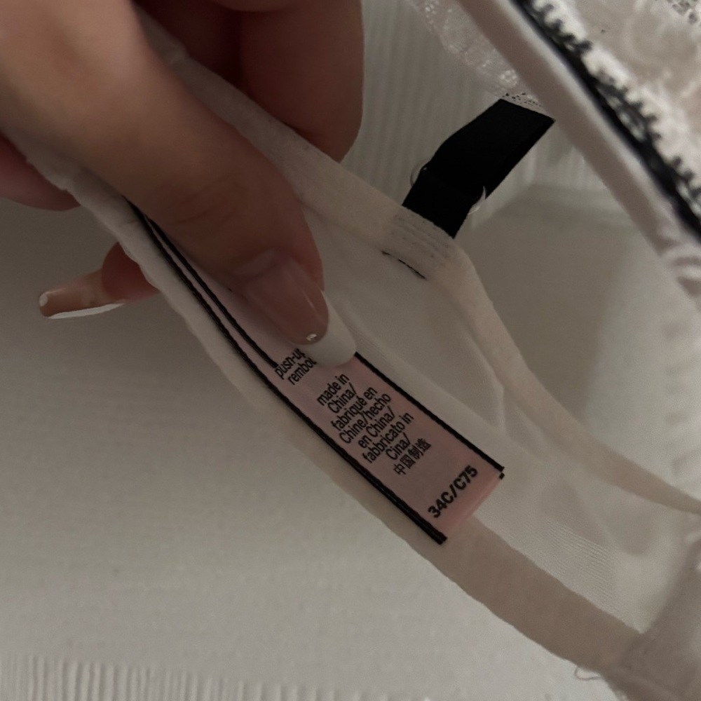 NWOT Victoria’s Secret dream Angels unlined bra - Picture 5 of 6
